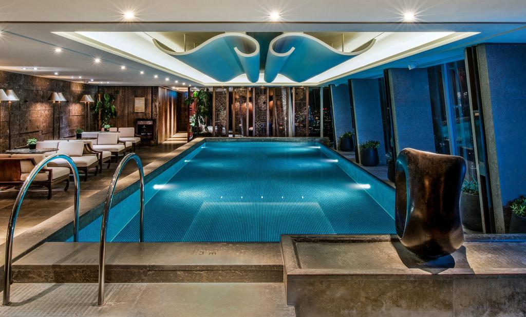 The Shangri-La at the Shard, one of the best luxury hotels in London