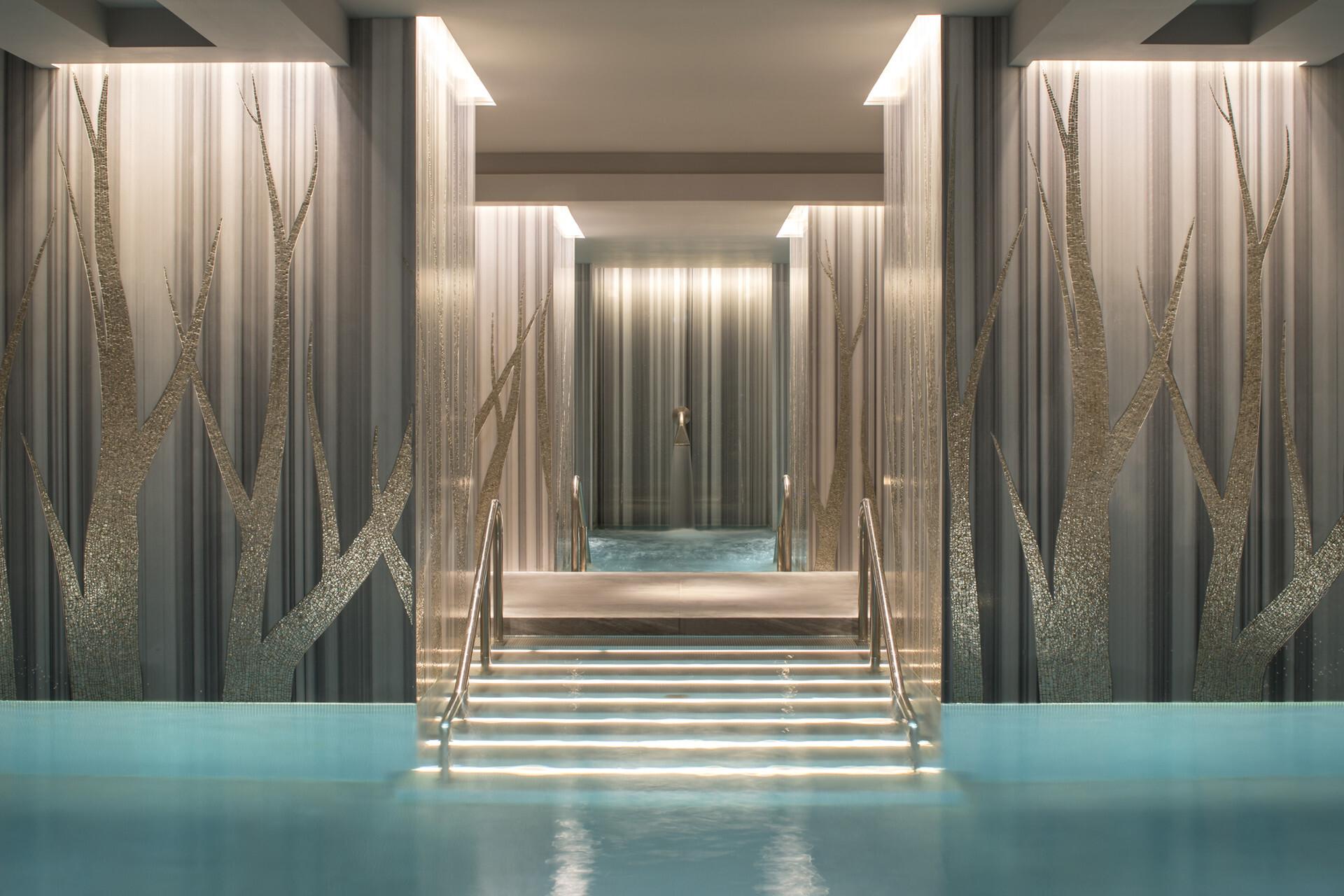 Ten Trinity Square, one of the best luxury hotels in London